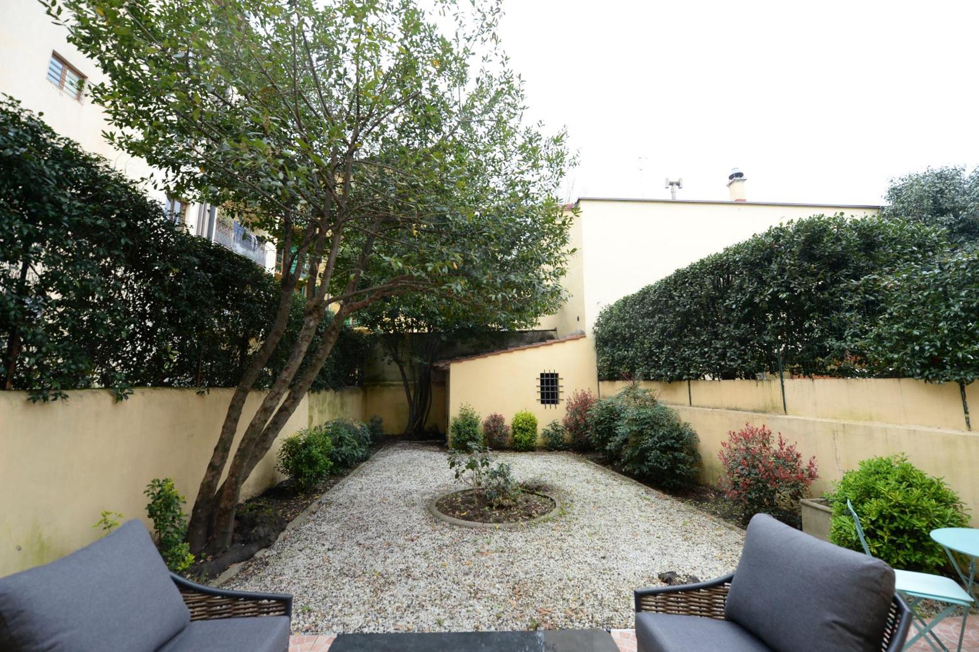 לינה וארוחת בוקר פירנצה Palazzo Oliveto מראה חיצוני תמונה